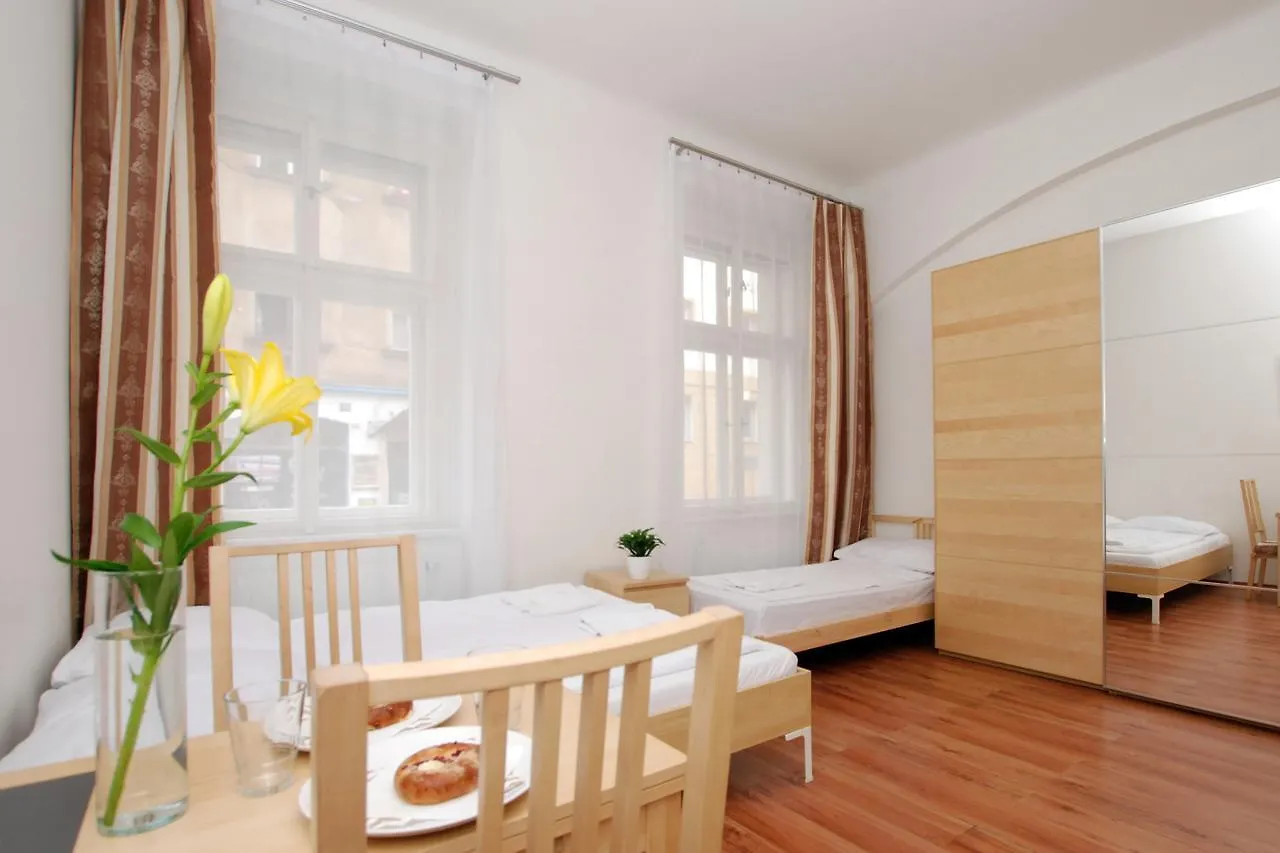 Cimburkova Apartments Prag
